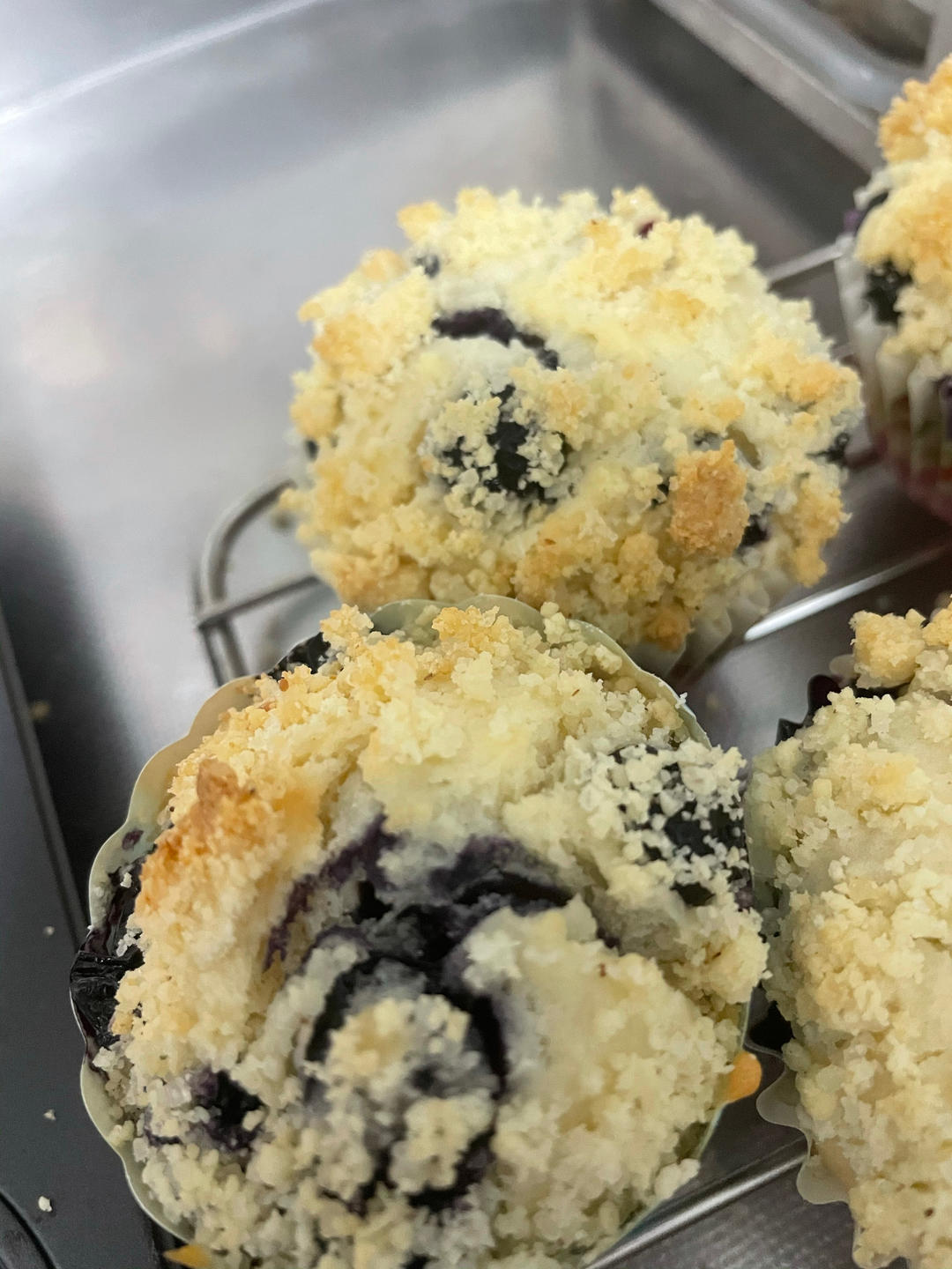 【萌萌大蘑菇头】酥粒蓝莓麦芬