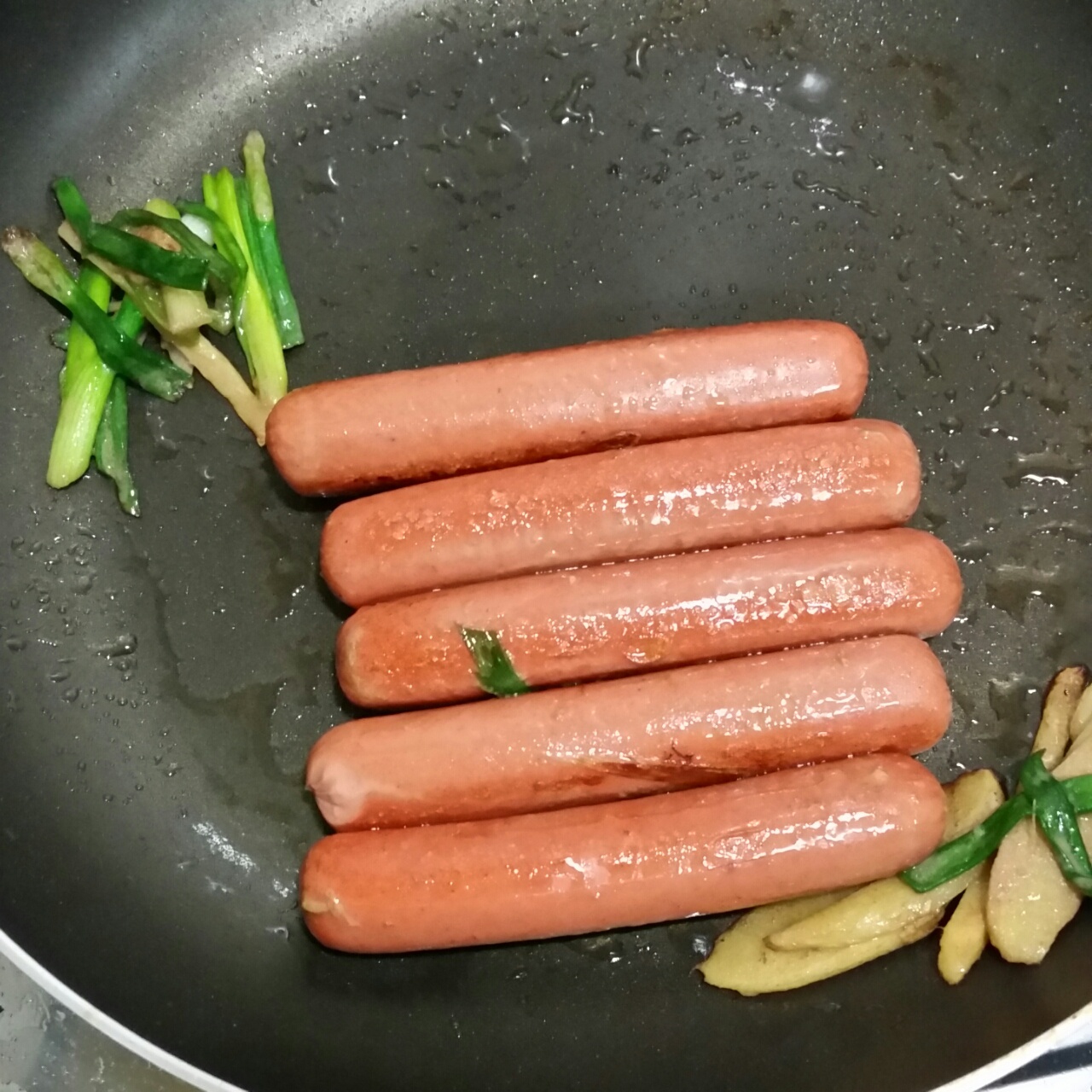 煎香肠