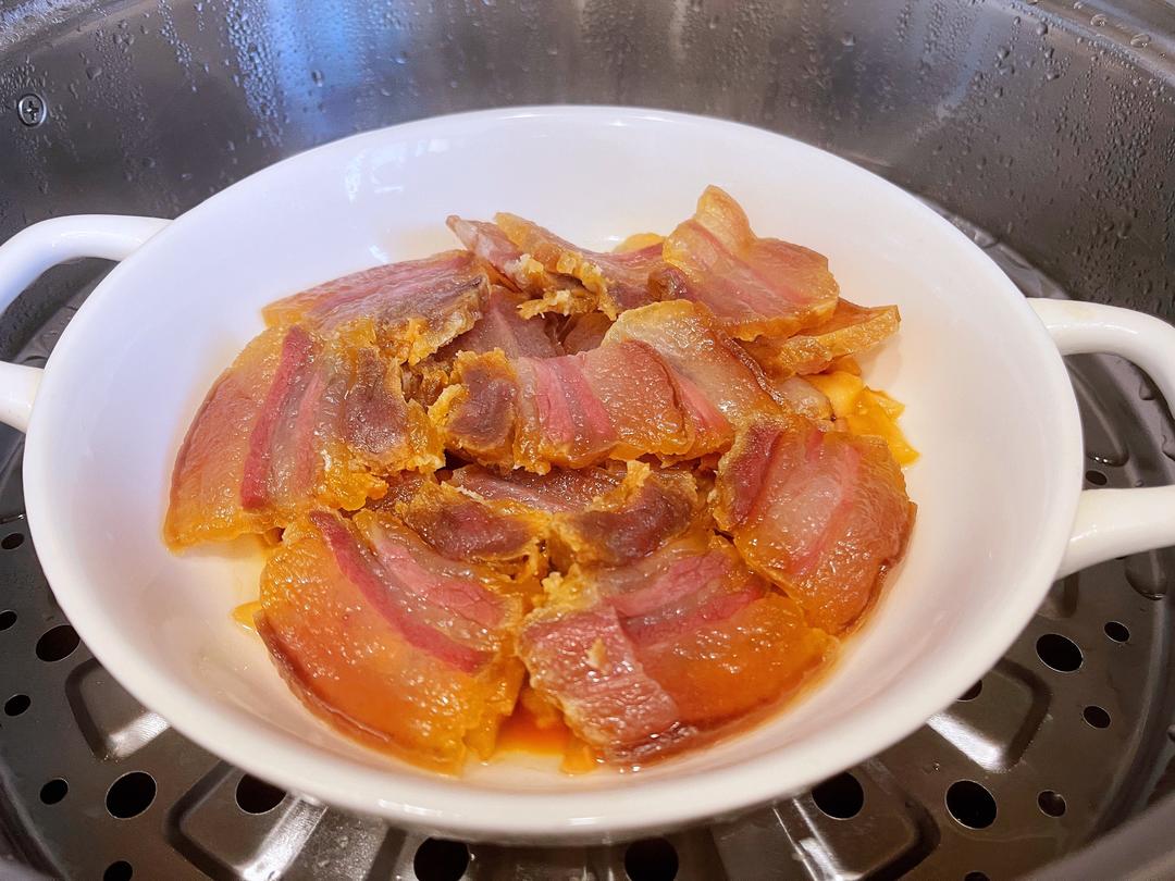 萝卜干蒸腊肉的做法