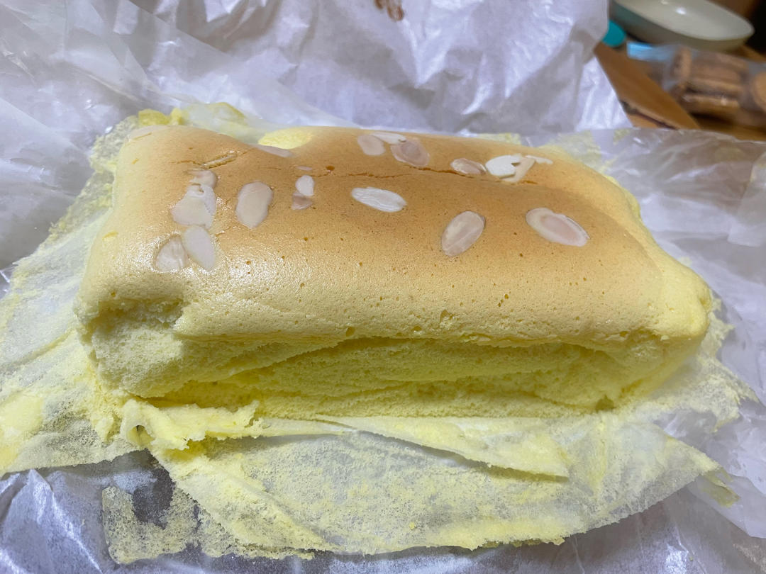 堪比柯基屁股
爆浆芝士🧀古早蛋糕