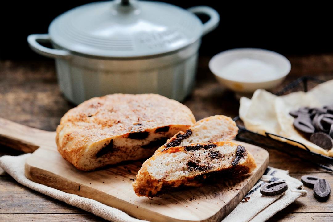 【北鼎珐琅铸铁锅食谱】免揉无油无糖椰子巧克力面包的做法