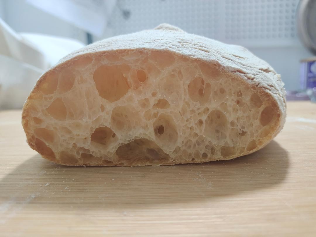 恰巴塔面包  Ciabatta