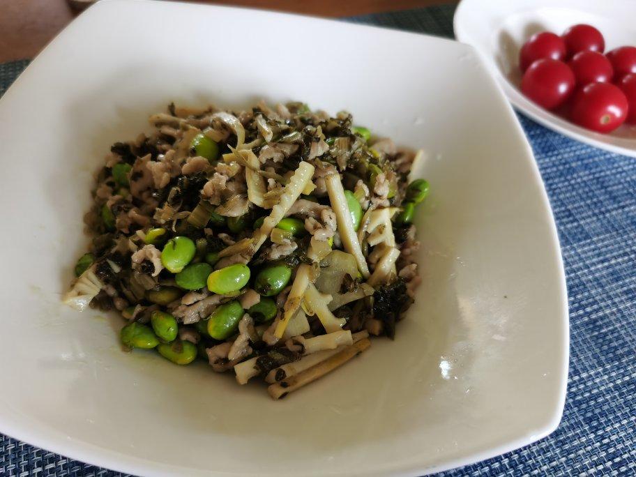 咸菜肉丝炒毛豆