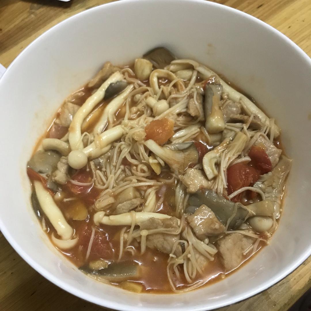 快手晚餐~杂菌里脊炖豆腐