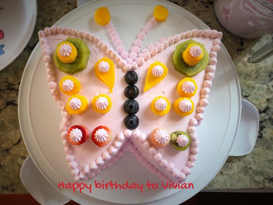 立体卡通蝴蝶生日蛋糕