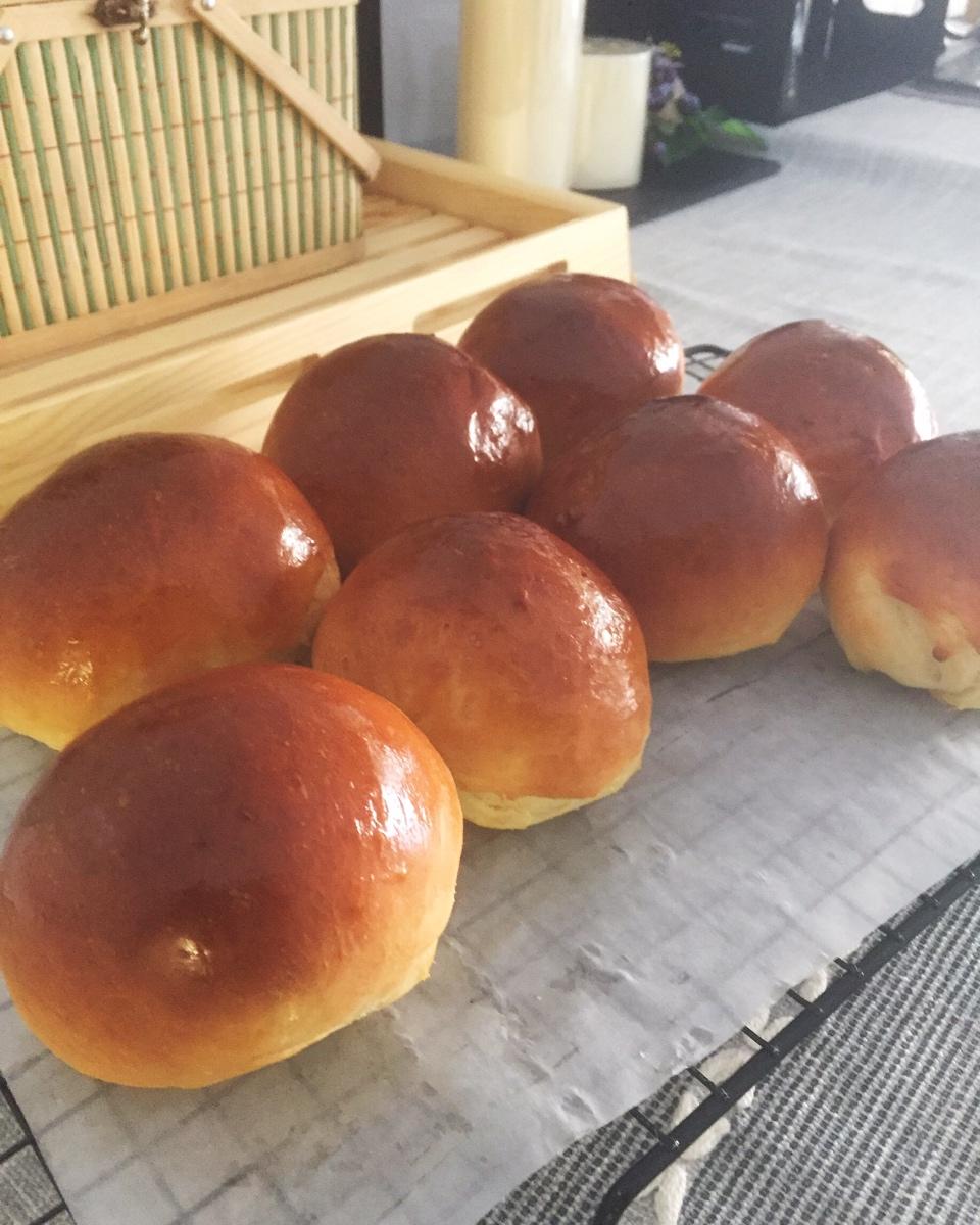 巨蛋牛奶面包