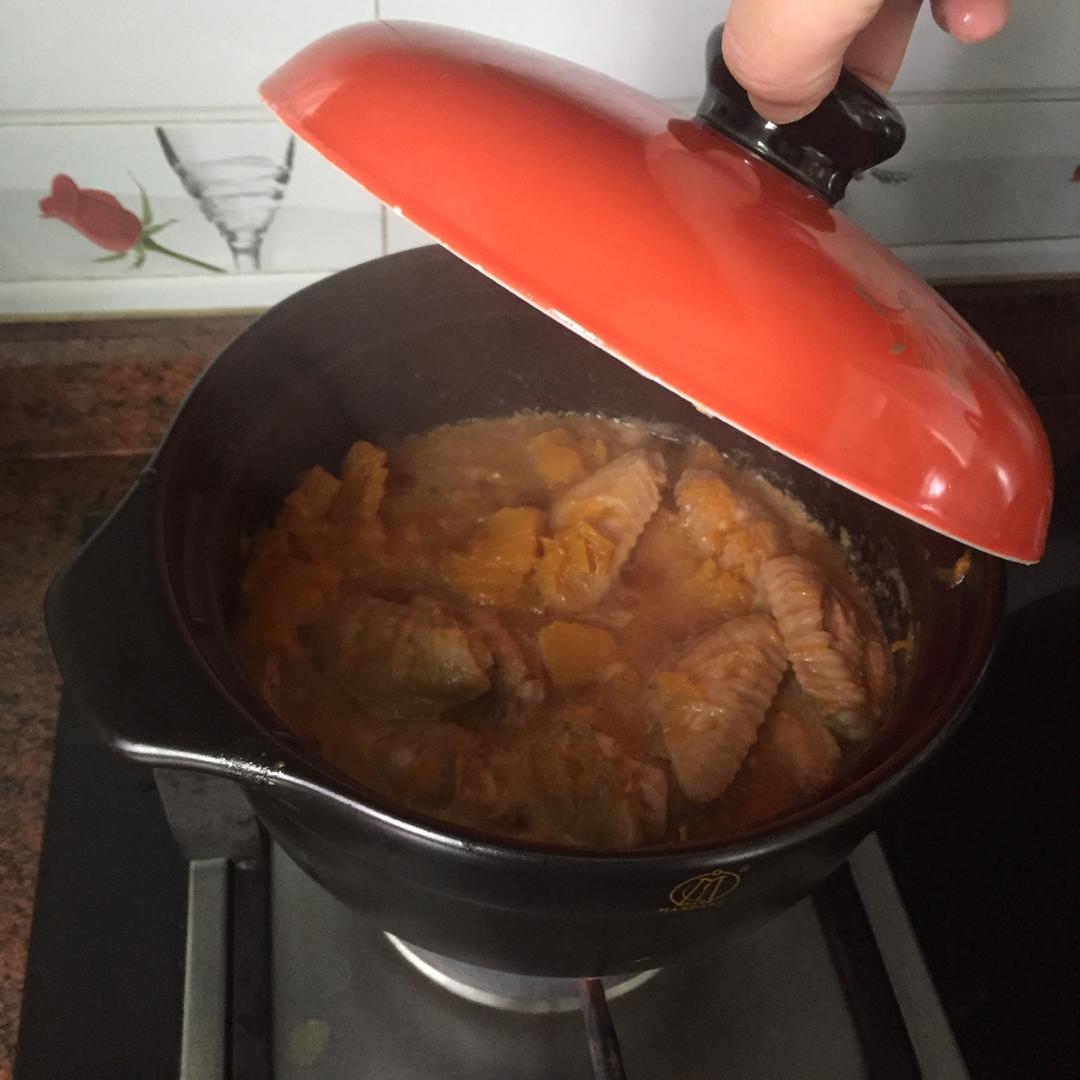 塔吉锅南瓜鸡翅