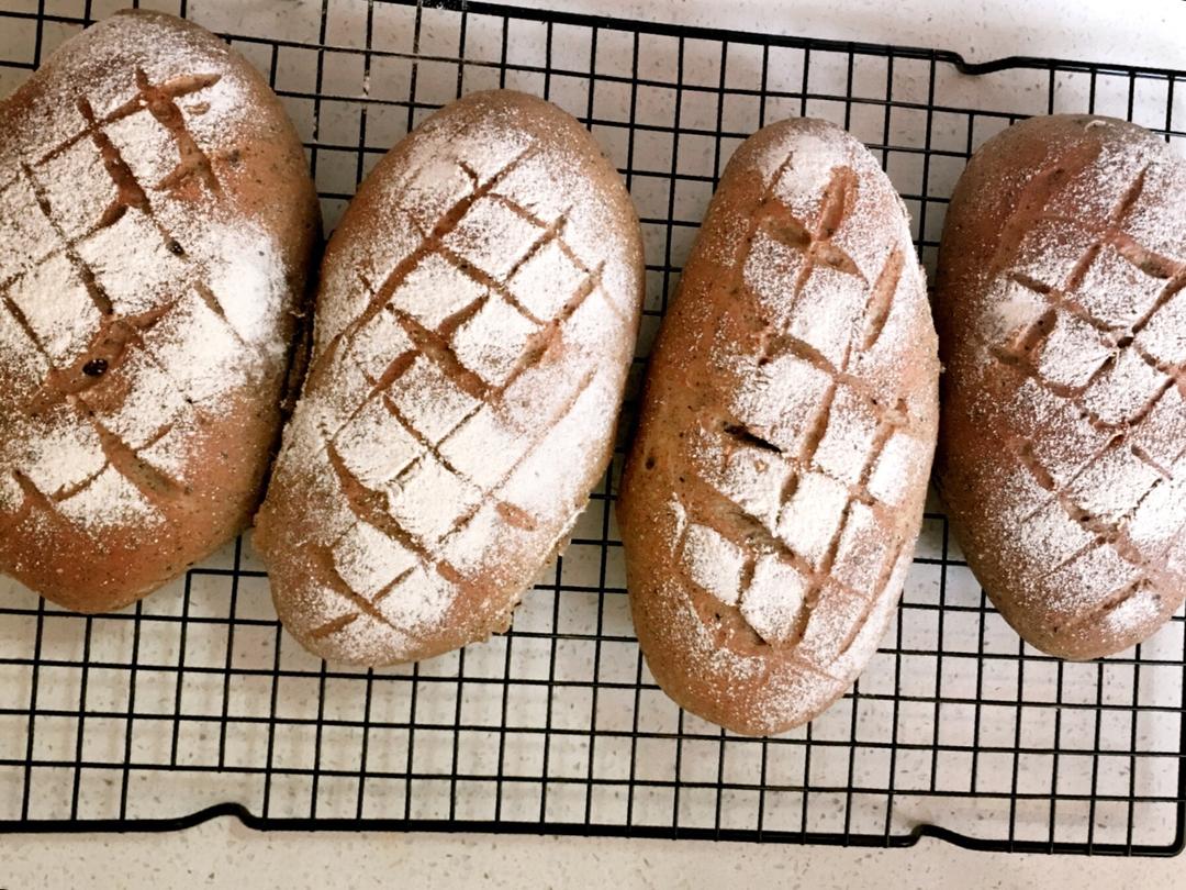 黑芝麻蜜豆软欧