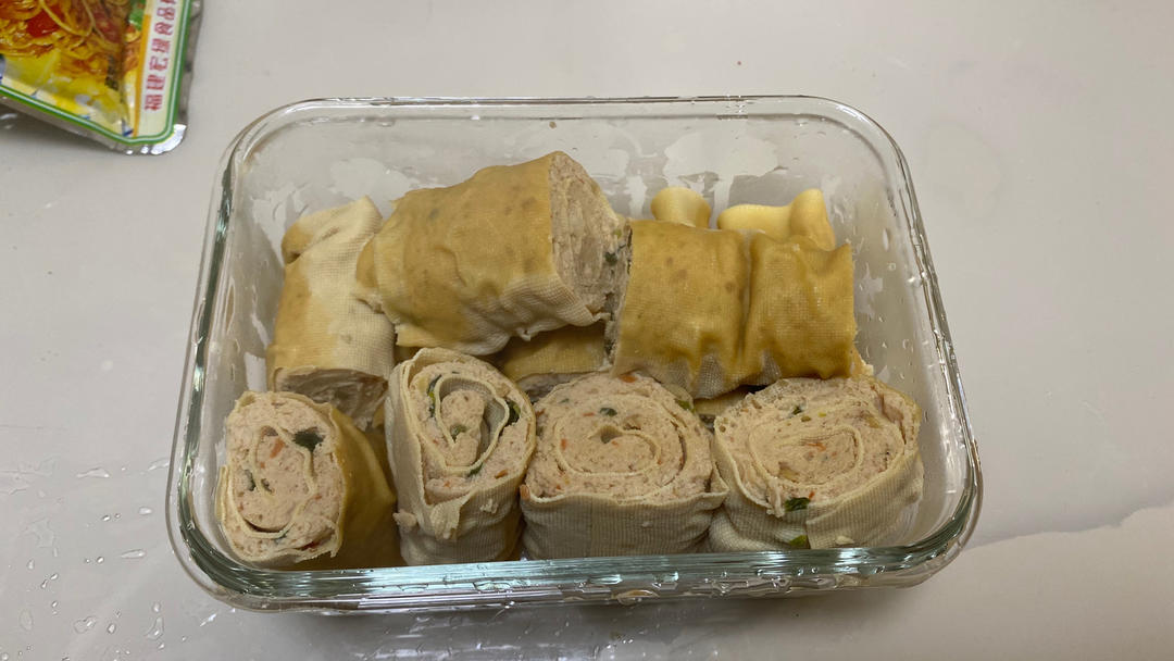 豆皮肉卷（东北千张）好吃不腻，尤其适合手残党