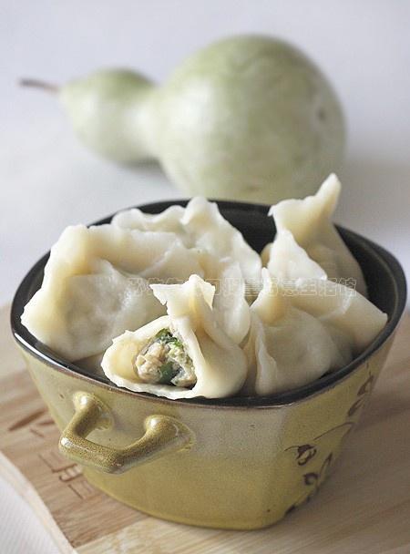 鲜鱿鱼三鲜馅饺子的做法