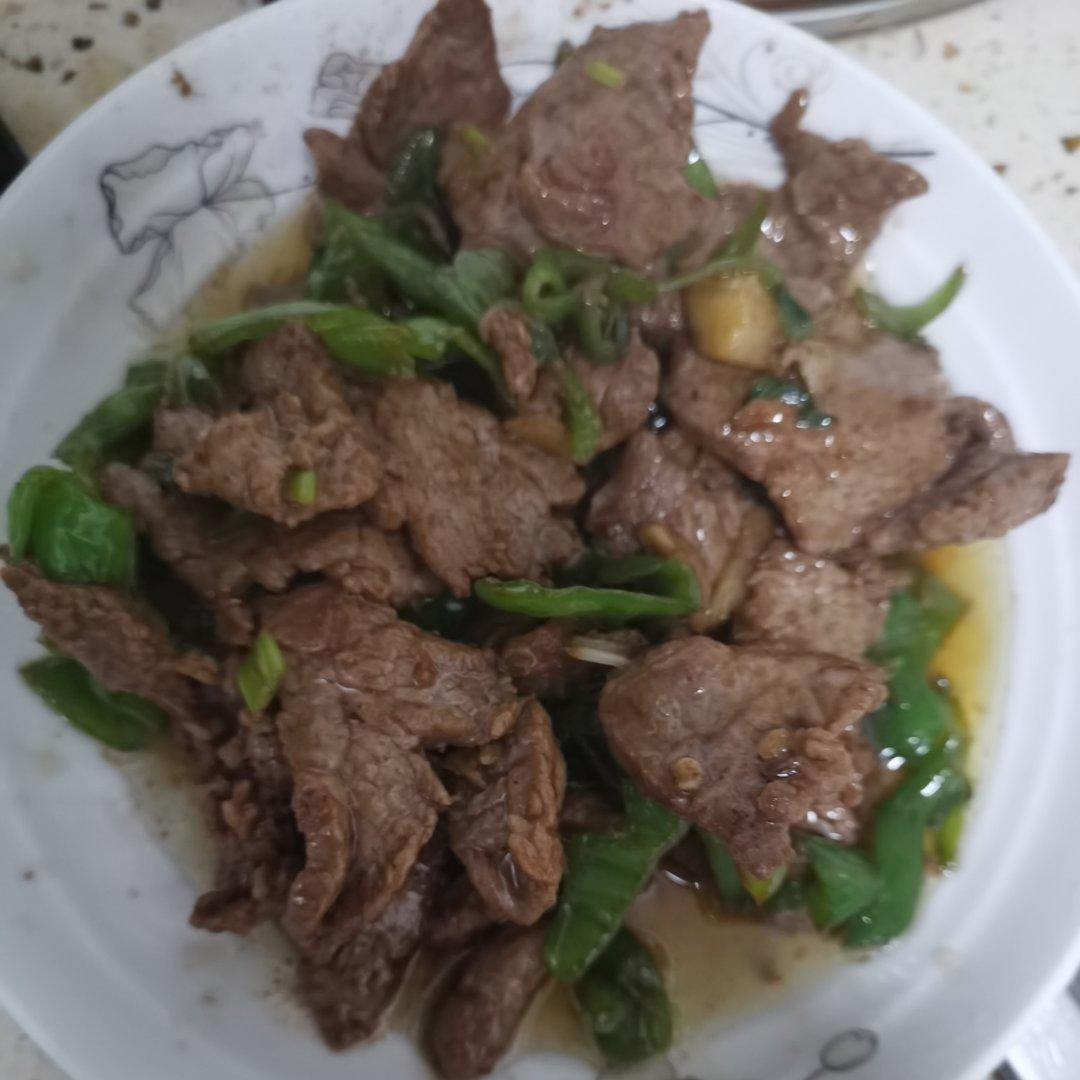 家常小炒牛肉（嫩滑爆赞）