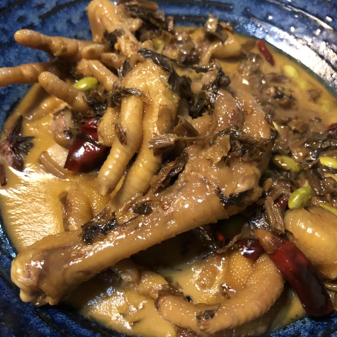 梅干菜烧鸡脚