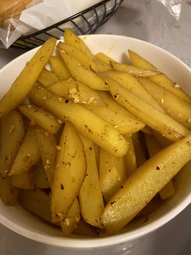 香辣过瘾的狼牙土豆条，秒光