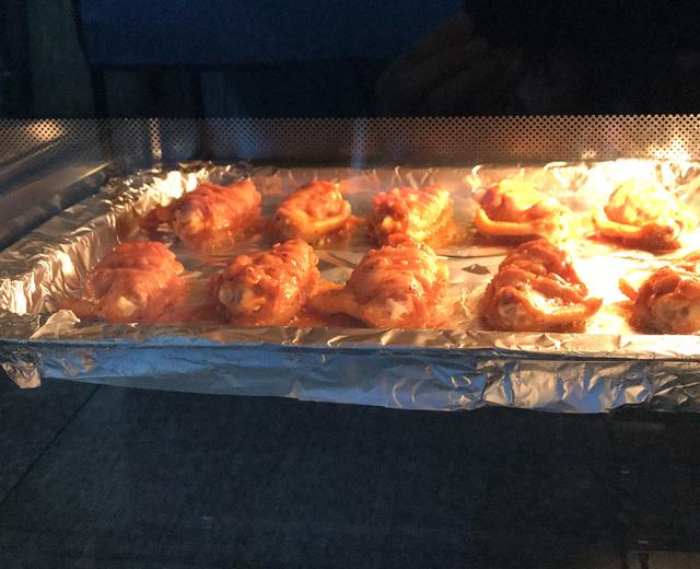 烤(蜂蜜)奥尔良鸡中翅 ,第一次使用烤箱非常成功的做法