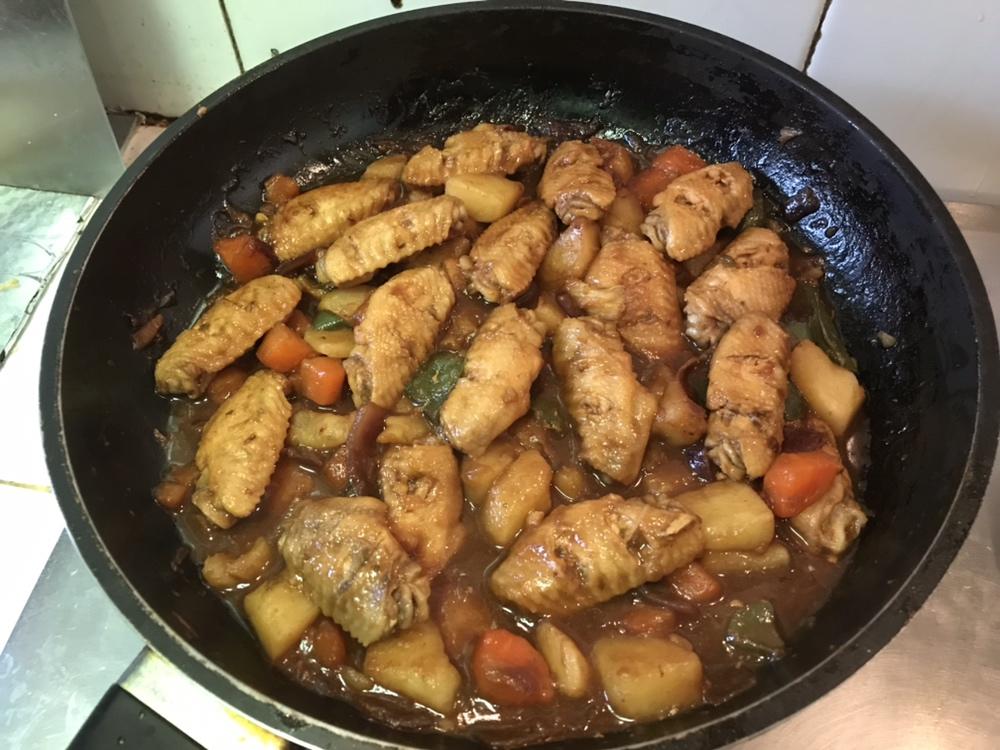 堂妈教你三汁鸡翅焖锅