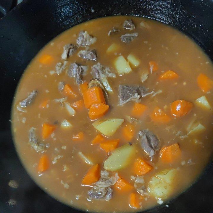 牛肉炖土豆