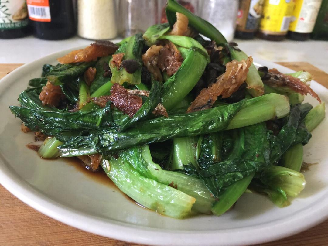 豆鼓鲮鱼炒油麦菜的做法