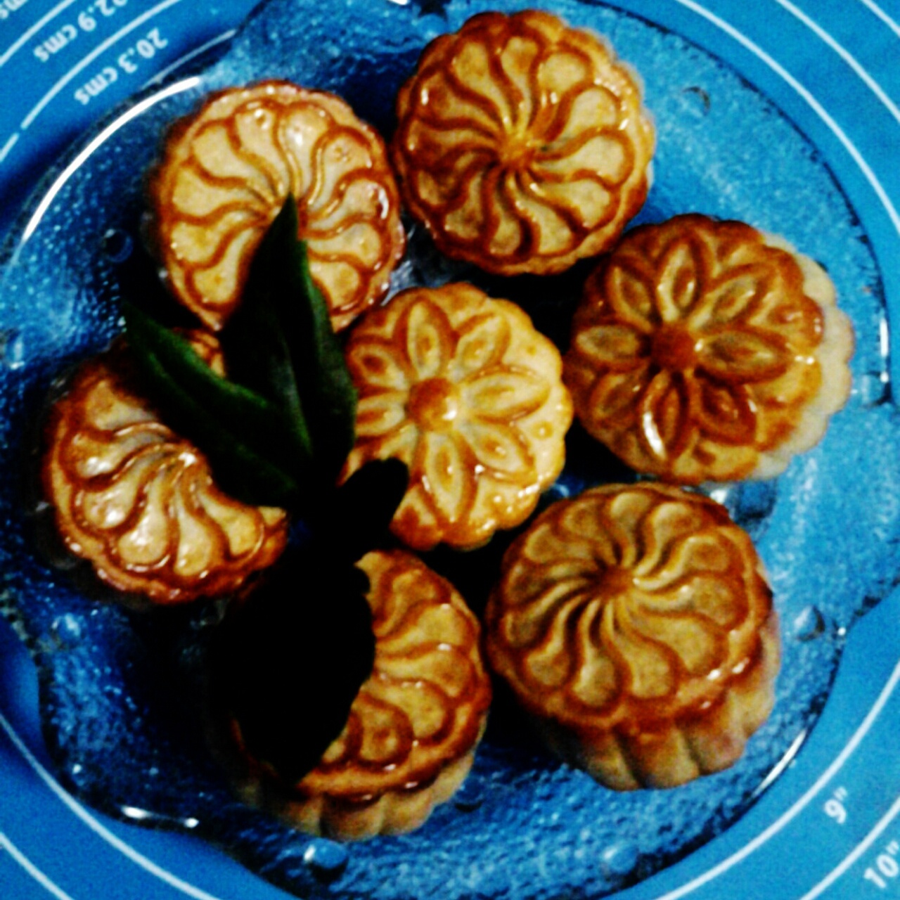 广式月饼——蛋黄莲蓉月饼