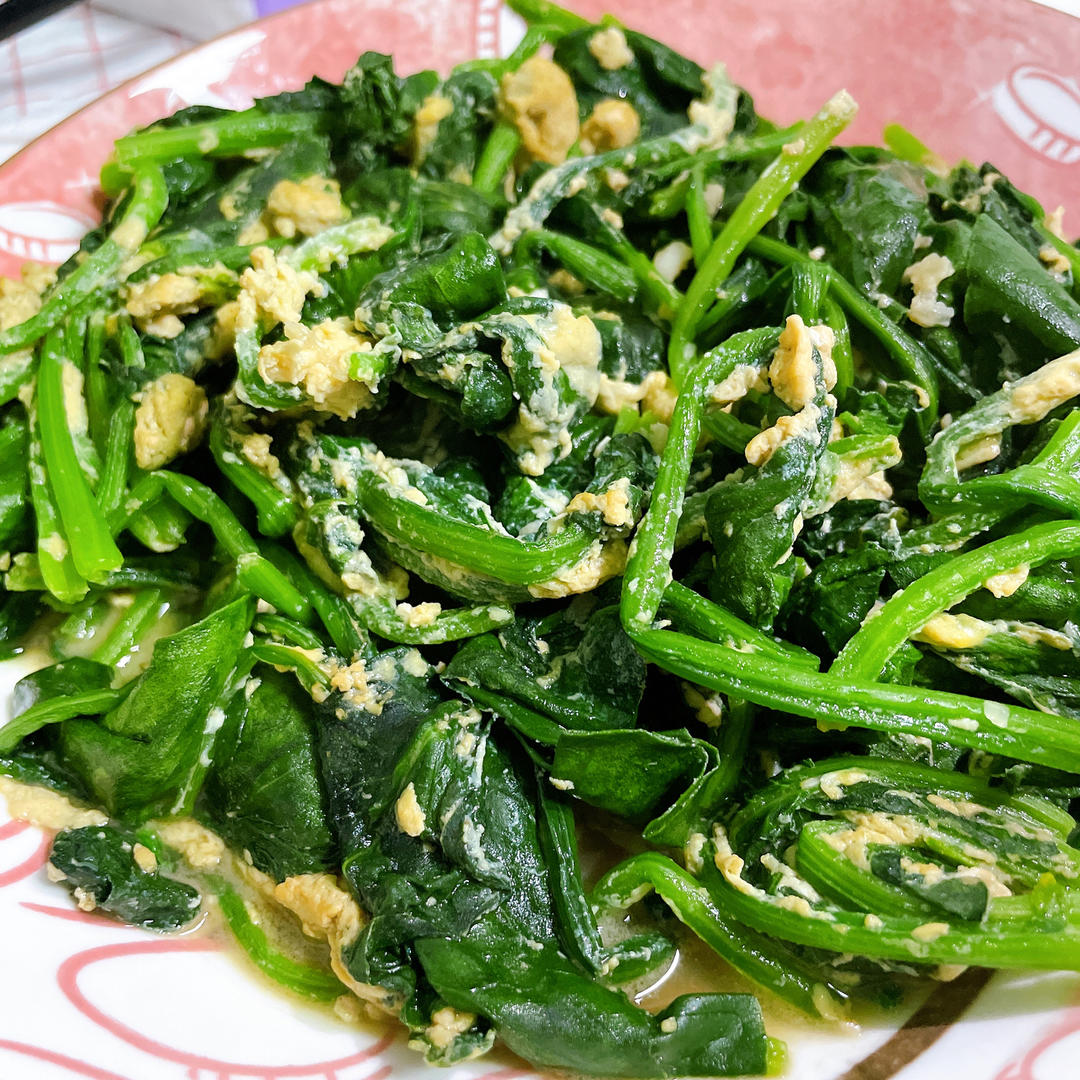 菠菜炒鸡蛋
