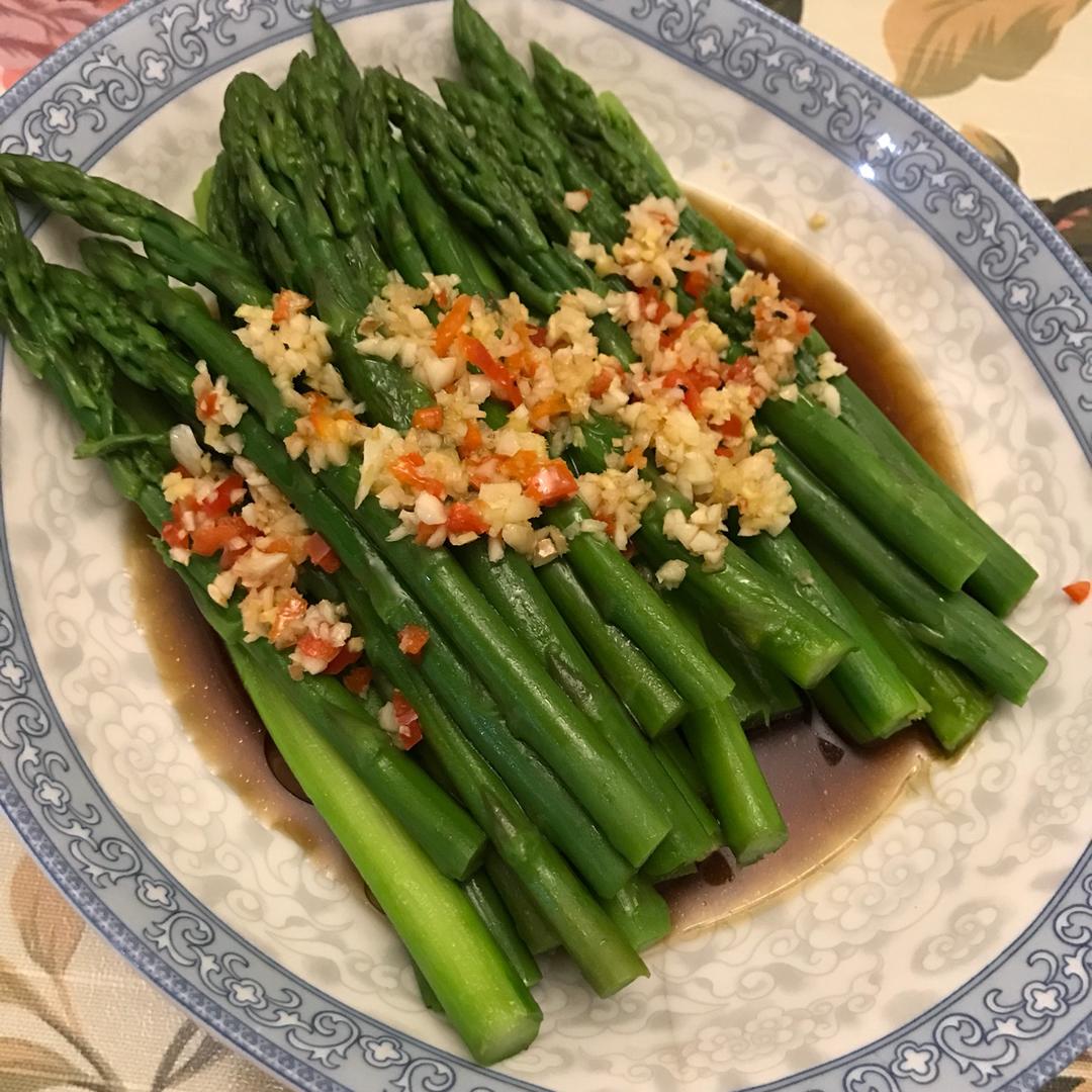 鲜味油淋芦笋