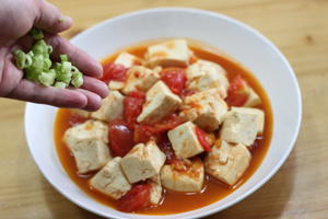 减脂素菜--番茄豆腐的做法 步骤6