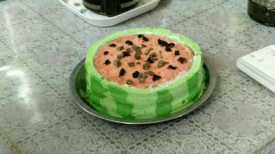 西瓜造型奶油蛋糕