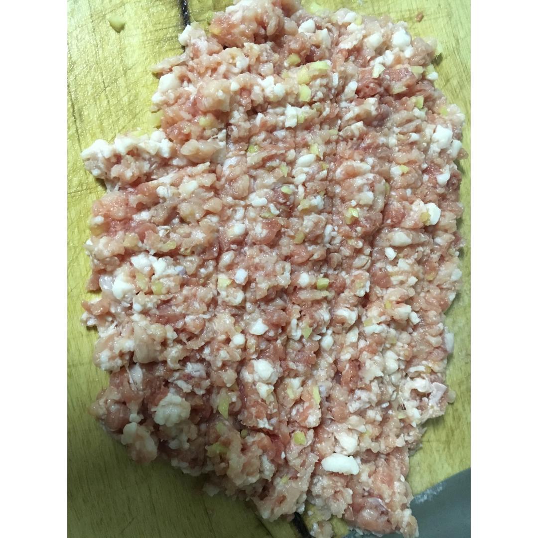 节省一半时间的大包子（另付翠绿菜包子，肉包子，腹黑包子食谱）