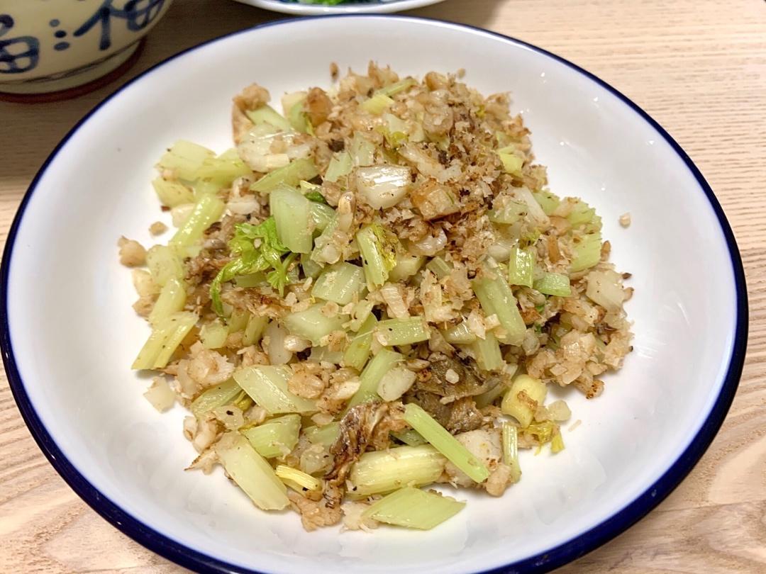 【健康三餐】鱼肉末炒西芹