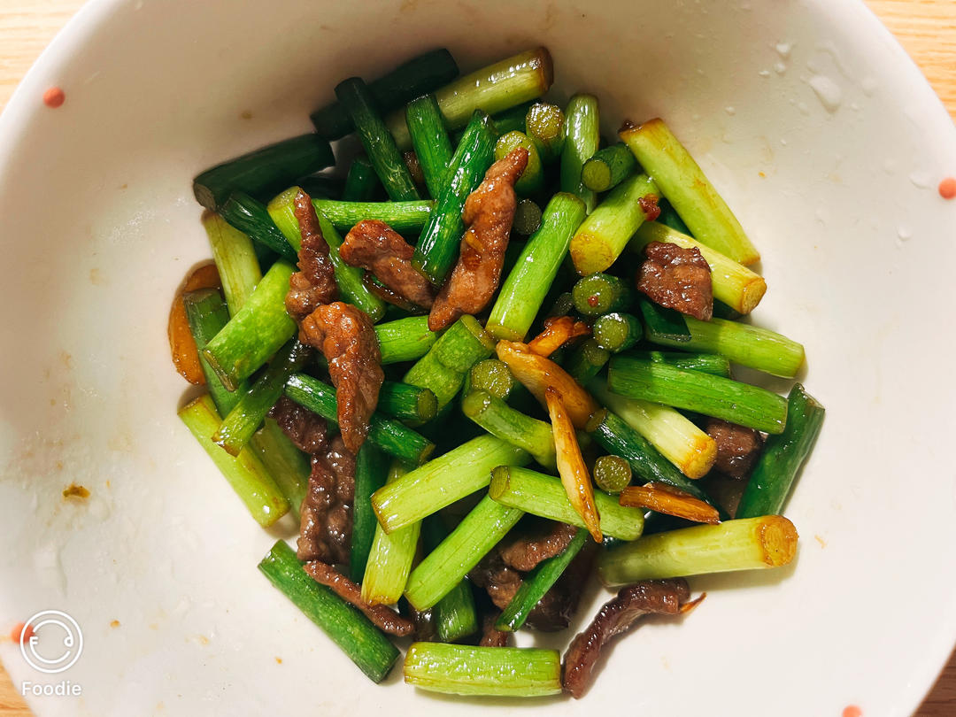 家常菜：蒜苔炒牛肉
