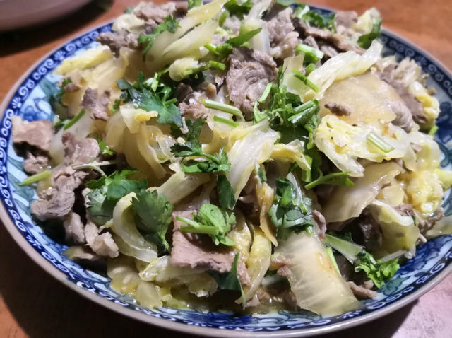 原香羊肉烩白菜 营养滋补美味家常菜 冬天御寒进补的首选