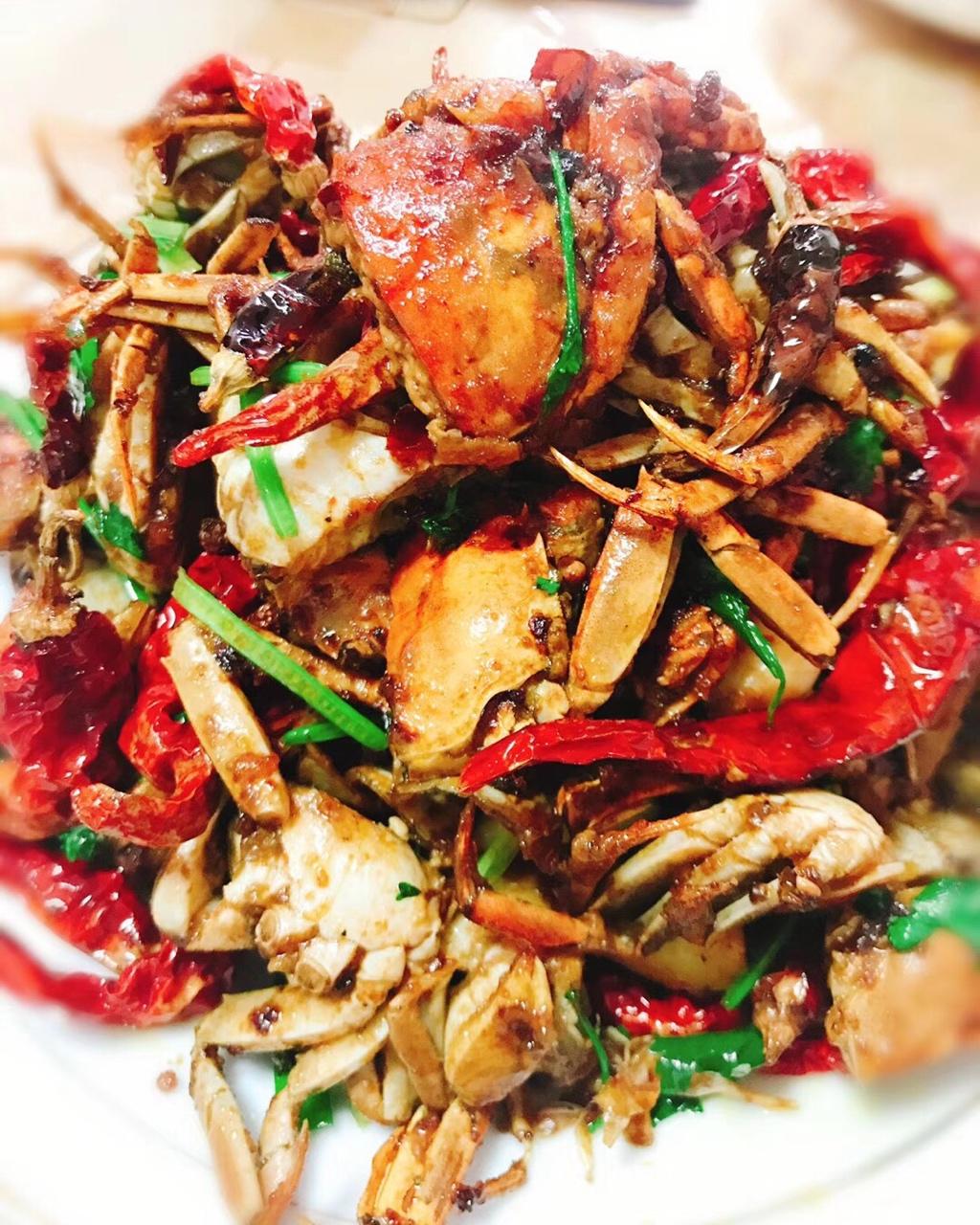 臻哥麻麻做的香辣小螃蟹