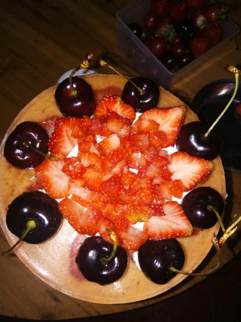 奥利奥草莓酸奶慕斯蛋糕（6寸）