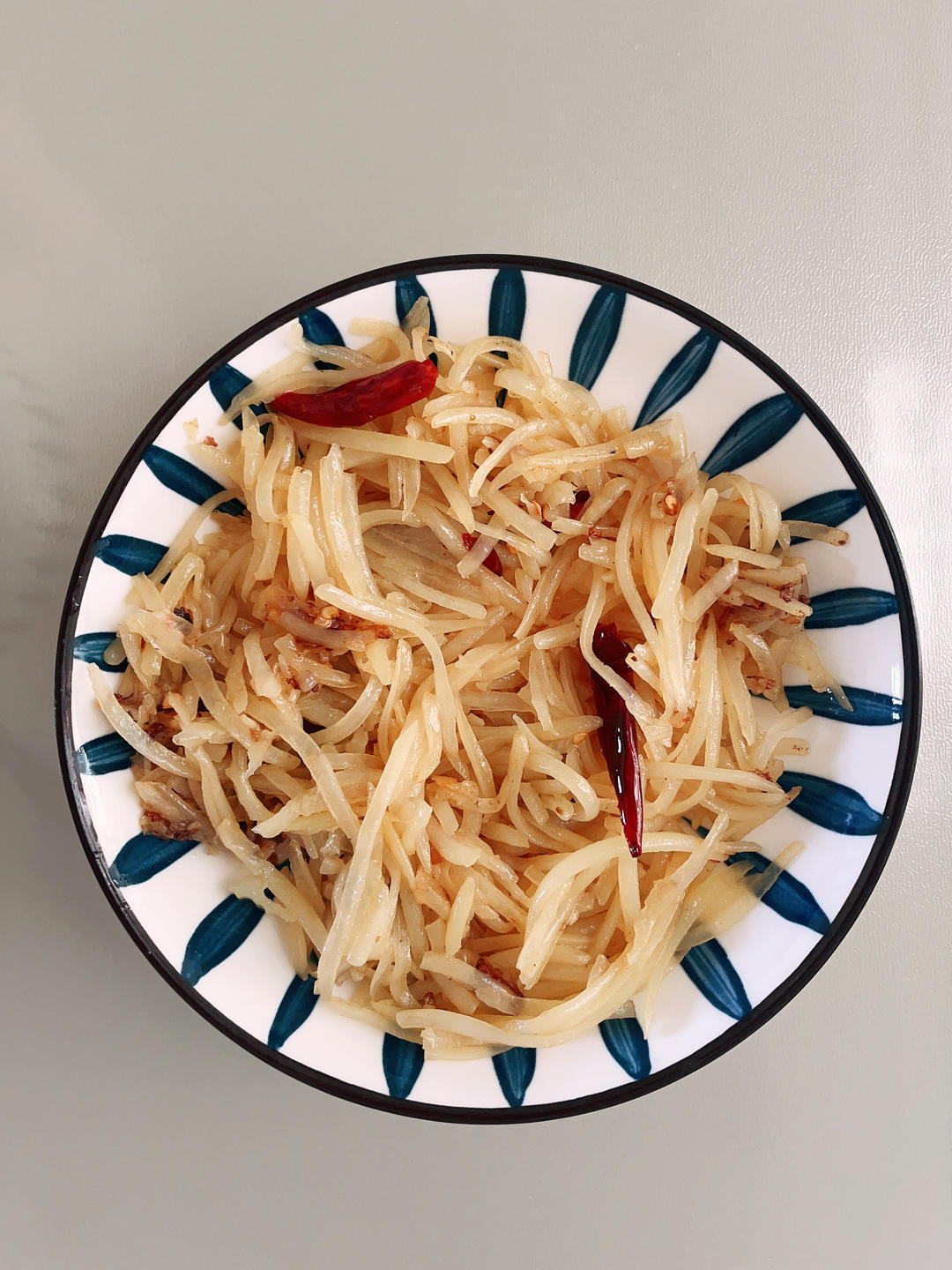 酸辣土豆丝的家常做法 超级下饭