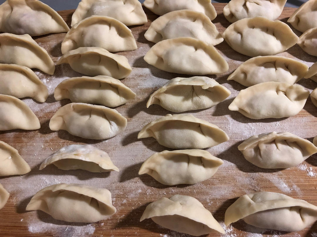 猪肉芹菜馅饺子