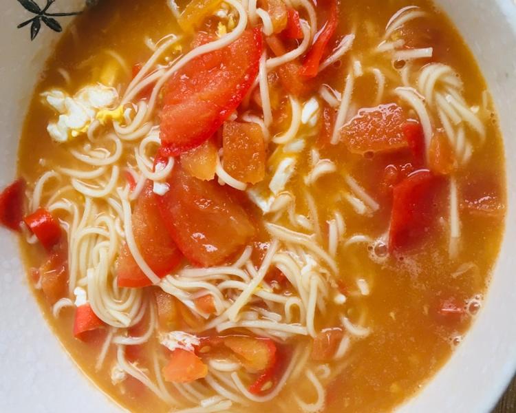最好吃最简单的经典西红柿鸡蛋面！让你一秒变煮面达人！的做法