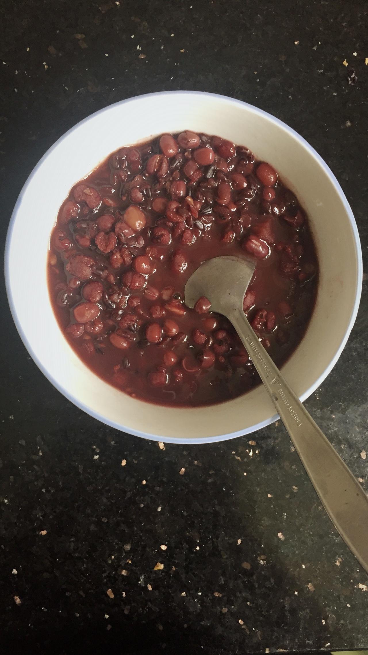 黑米薏仁红豆粥的做法