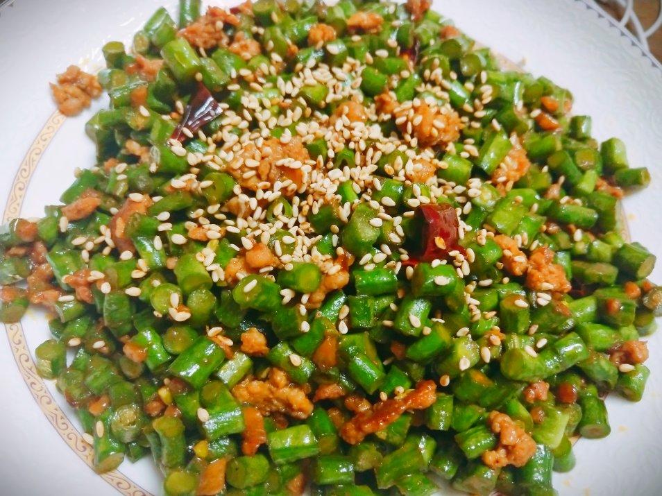 肉沫豆角下饭菜