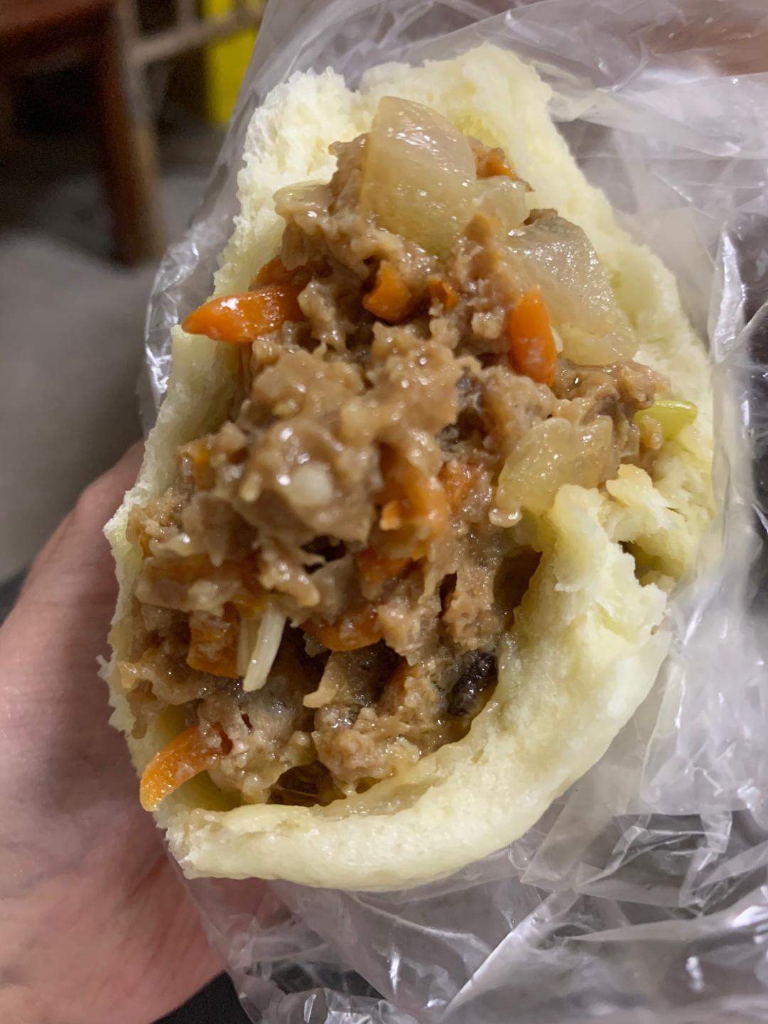 不膻不腻的羊肉包子