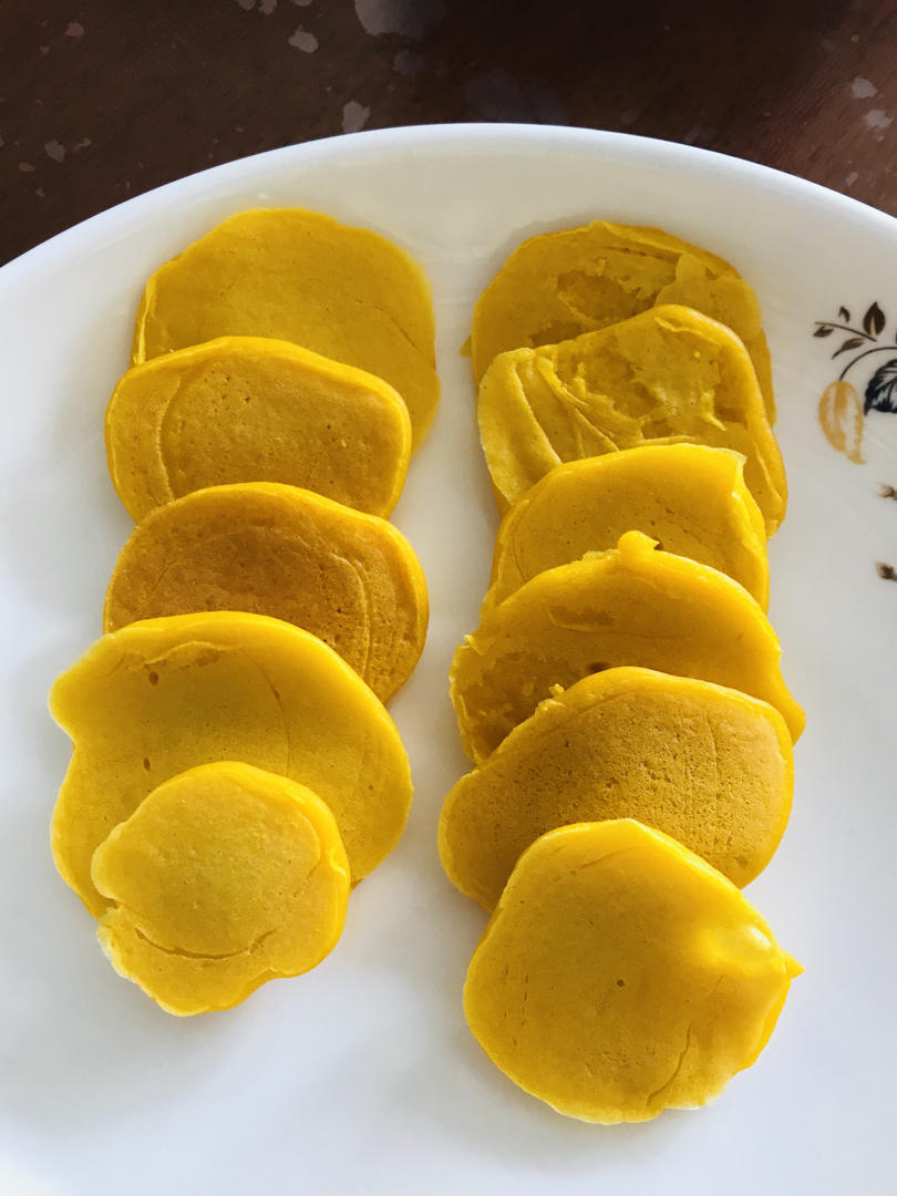 婴儿辅食手指食物南瓜松饼8+