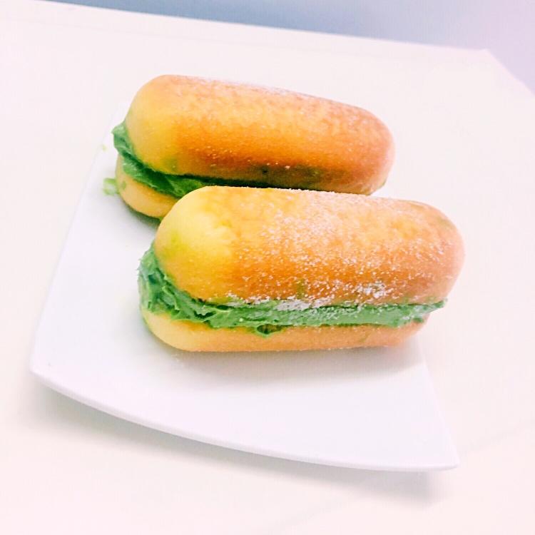 抹茶奶酪夹心蛋糕