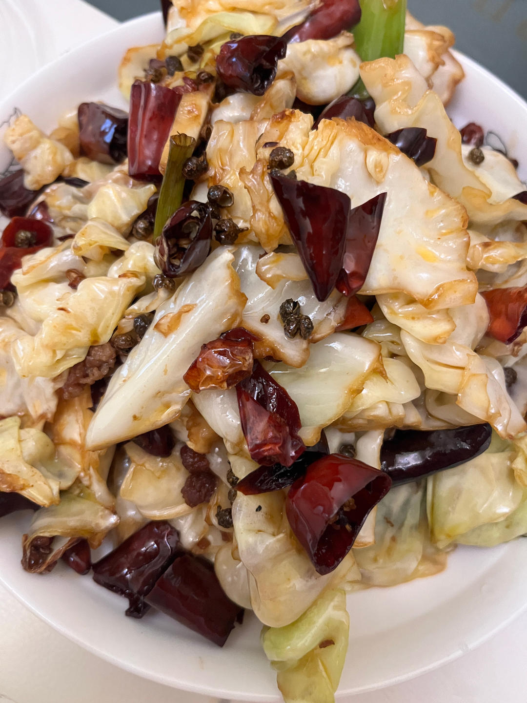 又快手又下饭的干煸手撕包菜