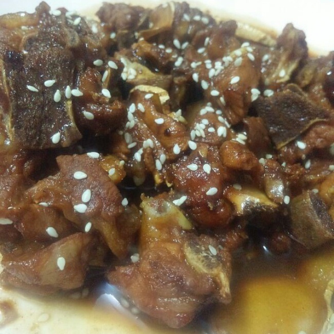 不用一滴酱油的糖醋排骨