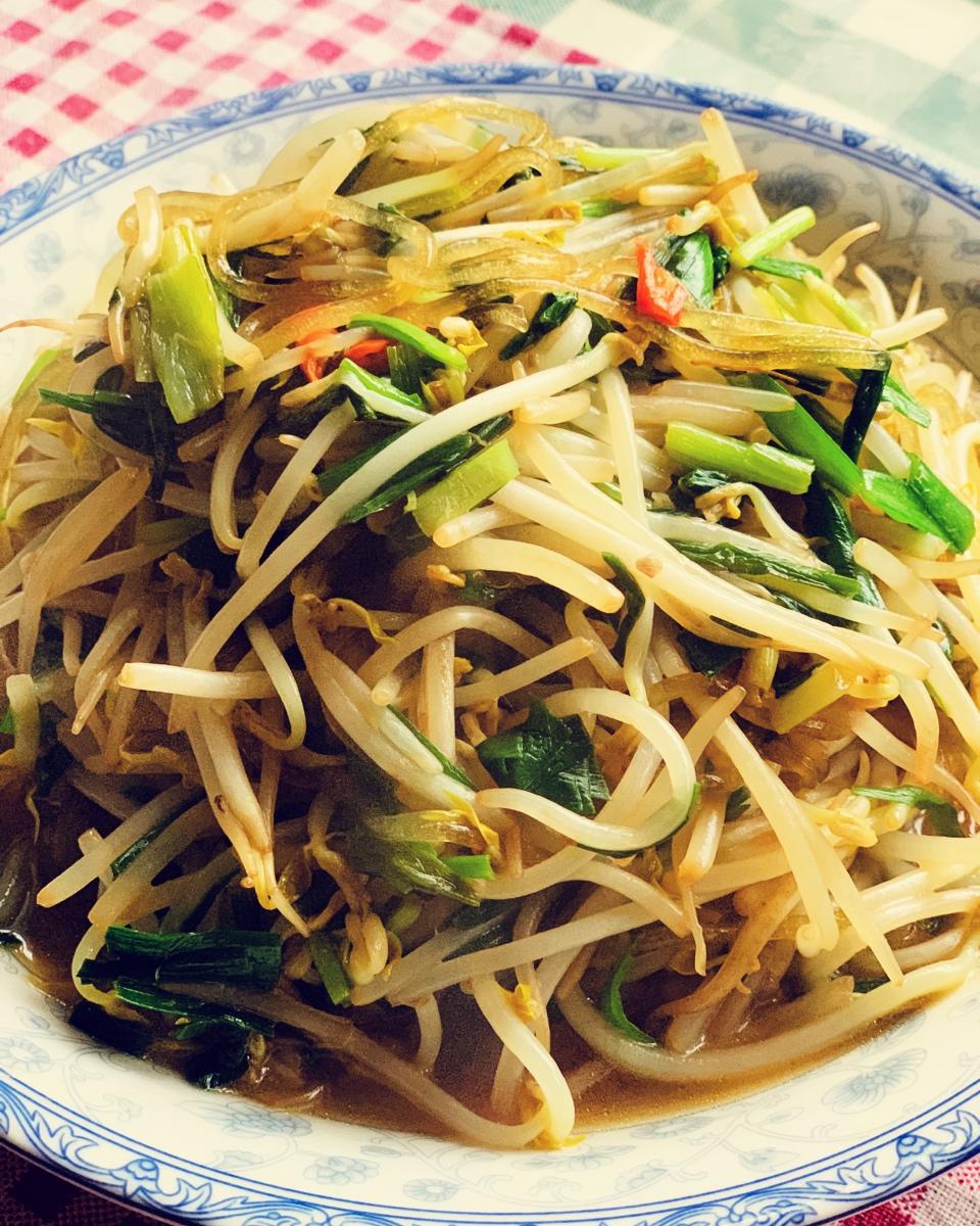 绿豆芽韭菜炒粉条
