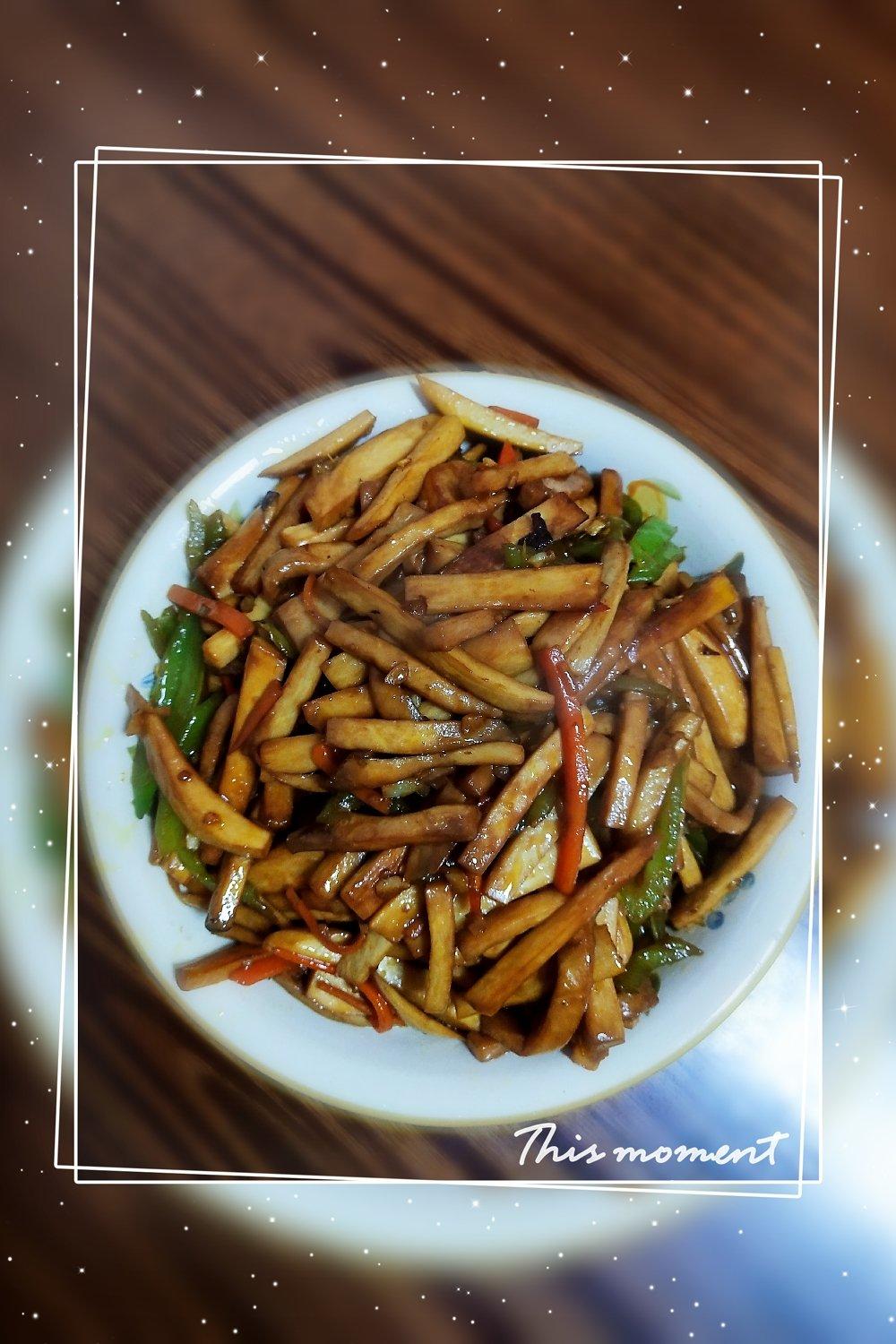 青椒素炒杏鲍菇