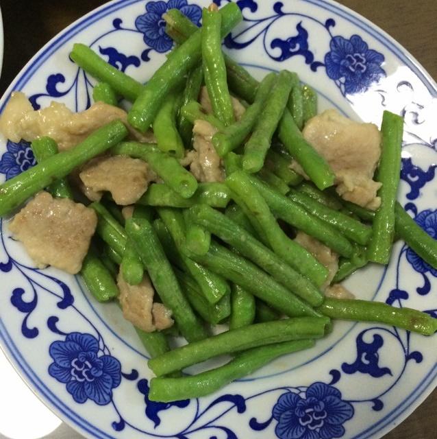 刀豆炒肉片的做法