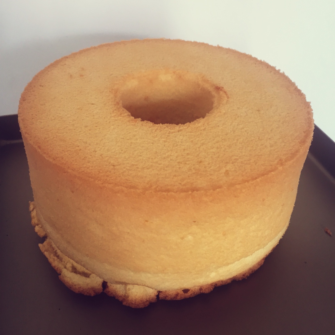 香蕉奶味戚风蛋糕（加葡萄干）