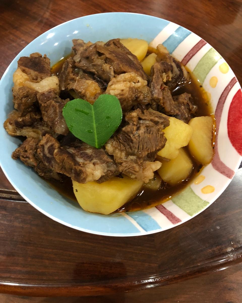 红烧牛腩