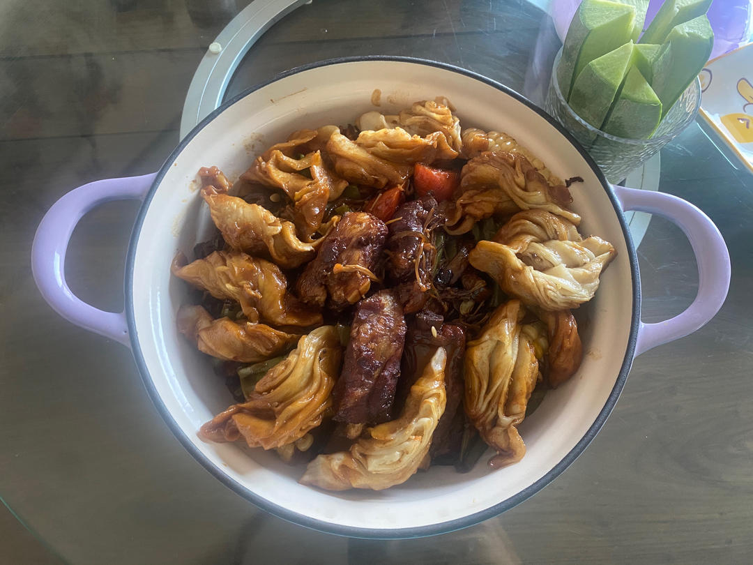 懒人一锅烩——排骨扁豆焖卷子