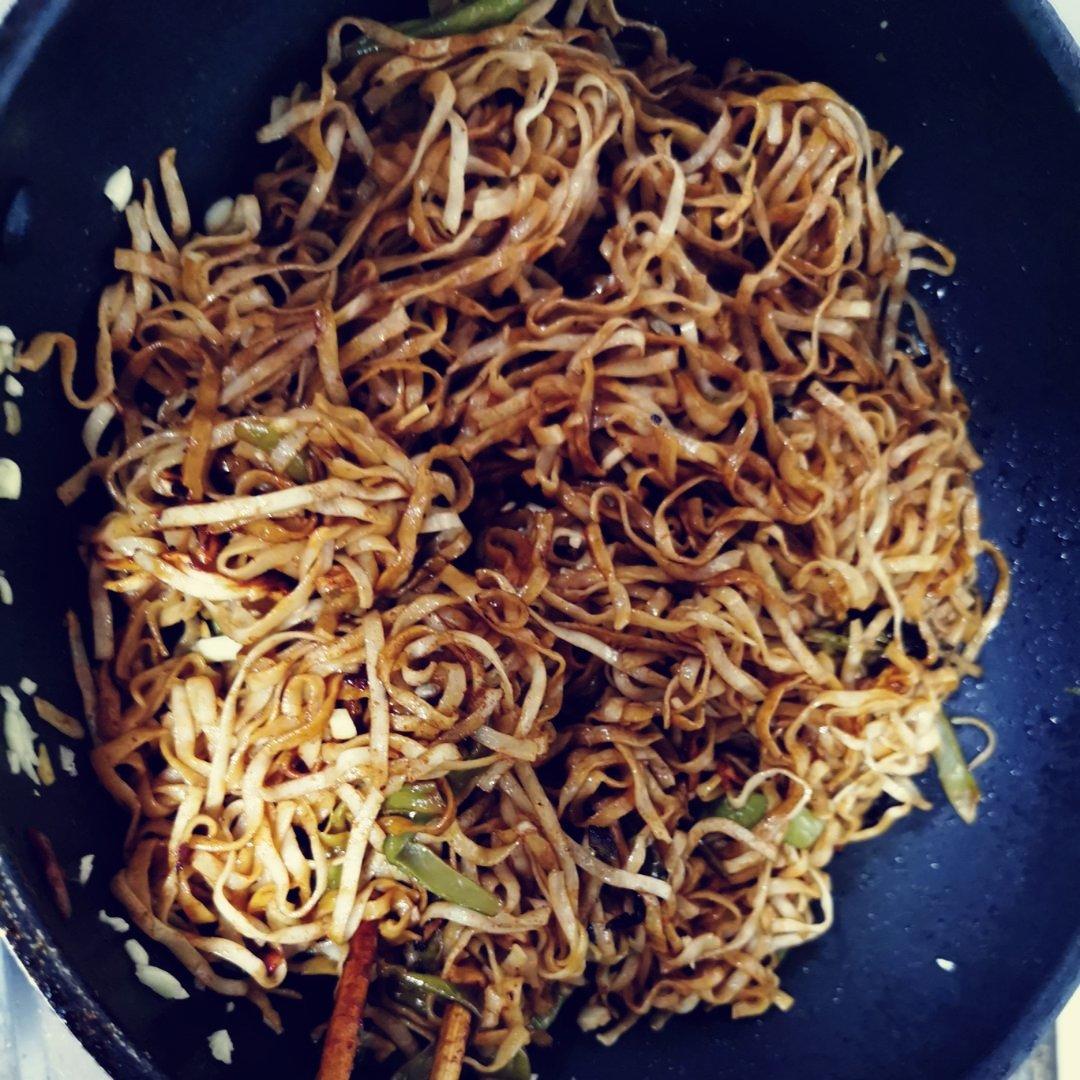 地道老北京扁豆焖面 豆角焖面 太好吃小心吃撑哦
