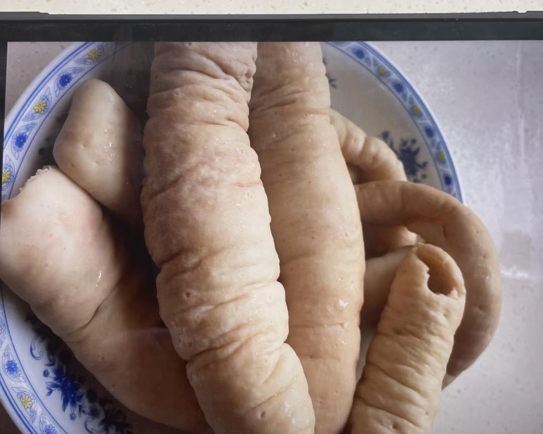 卤肥肠的做法 步骤4